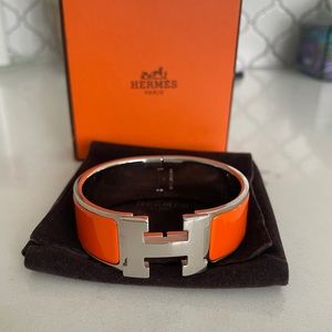 100% Authentic Hermes Clic Clac H Bracelet, orange enamel, palladium HW